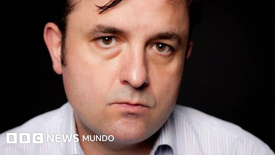 "Me trataron como un mono de feria": la traumática infancia de un niño superdotado - BBC News Mundo